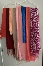 13 sjaals, Kleding | Dames, Mutsen, Sjaals en Handschoenen, Ophalen