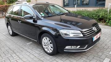 VW  Passat Variant SW 2.0 CR TDi 136PK!! Pano Dak 1ste eigen, Autos, 100 kW, Euro 5, Carnet d'entretien, Boîte manuelle