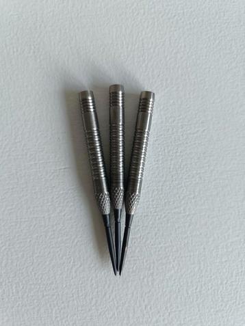 Target dimi van den bergh 21 gram 90% tungsten darts beschikbaar voor biedingen