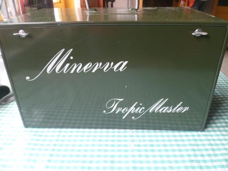 retro metalen radio 1945, Audio, Tv en Foto, Radio's, Gebruikt, Radio, Ophalen