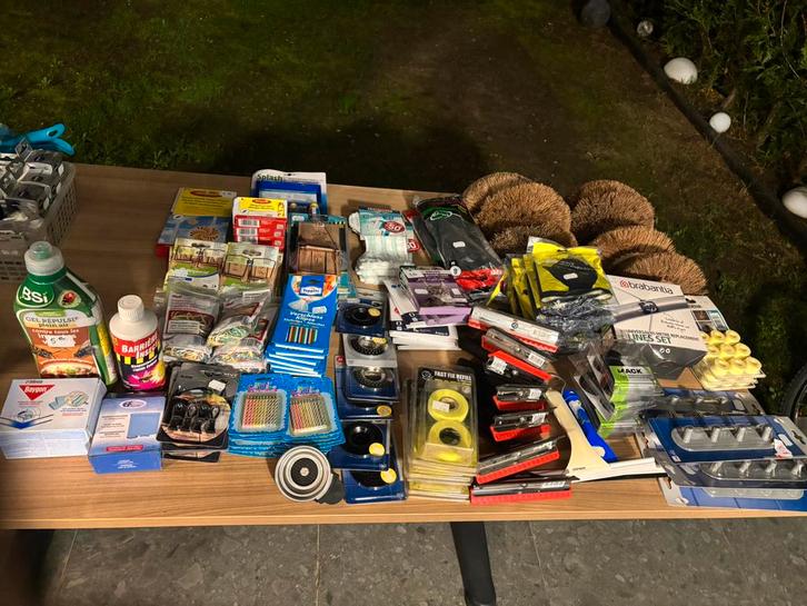 Grand lot d’articles neufs – bricolage, entretien, maison, Verzamelen, Supermarktacties, Ophalen