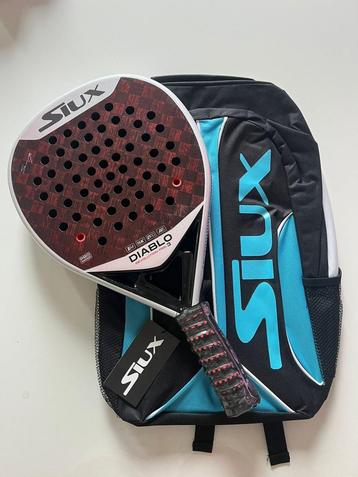 Siux Diablo Revolution Pro 3 padel racket NIEUW beschikbaar voor biedingen