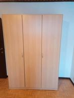 Garde-robe 3 portes battante de calité claire en bois, Zo goed als nieuw