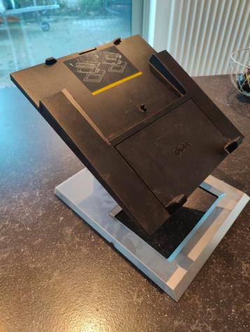 Verstelbare laptophouder Dell beschikbaar voor biedingen