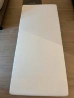 Matras van IKEA (met bed), Huis en Inrichting, Ophalen, Matras