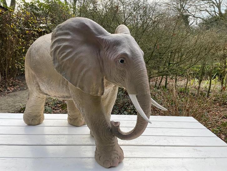 Olifant grijs, tuin, babykamer, zwanger 100 cm, Tuin en Terras, Tuinbeelden, Nieuw, Dierenbeeld, Kunststof, Ophalen