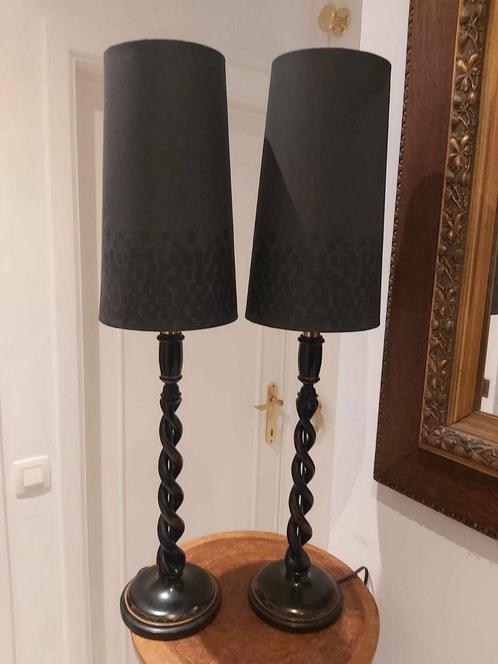 Set van twee elegante tafellampen in zwart gedraaid hout. Va, Huis en Inrichting, Lampen | Tafellampen, Zo goed als nieuw, Hout