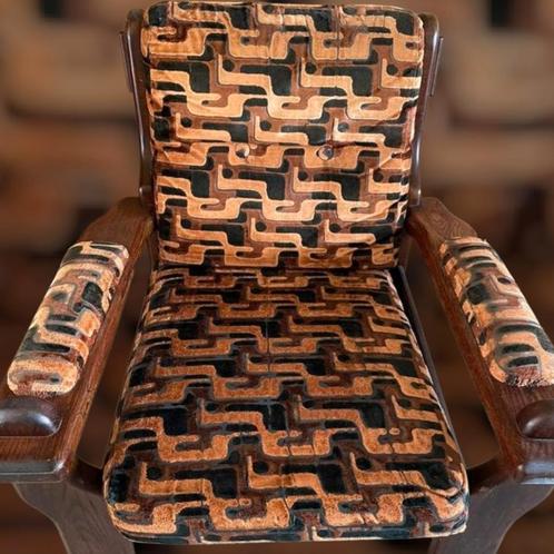 Unieke vintage fauteuil – retro jaren 70 design, Huis en Inrichting, Stoelen, Gebruikt, Twee, Stof, Bruin, Ophalen
