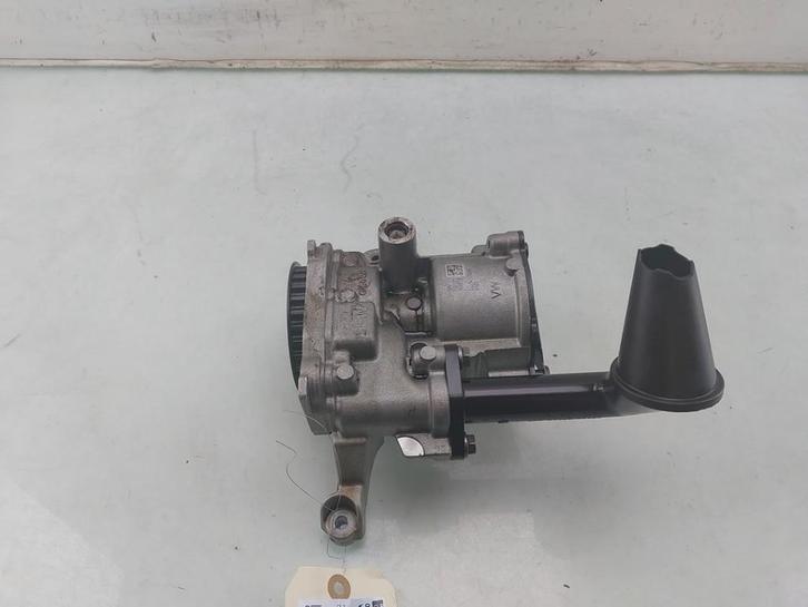 OLIEPOMP Volkswagen Transporter T6 (|04L145208AE|), Auto-onderdelen, Motor en Toebehoren, Volkswagen, Gebruikt
