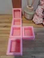 Lot de 5 moules en silicone motif arbre, Enlèvement ou Envoi, Utilisé, Rose, Accessoires