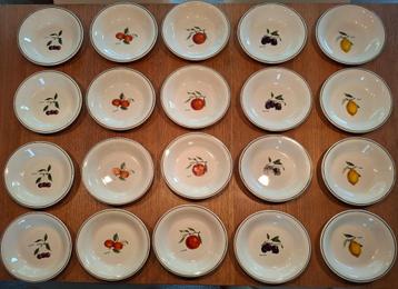 Carrigdhoun Pottery : 20 bols à fruits - vintage - rare !