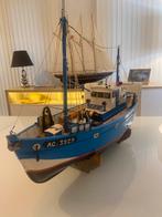 Vissersboot hout RC + graupner zender, Hobby en Vrije tijd, Modelbouw | Boten en Schepen, Ophalen of Verzenden, Zo goed als nieuw