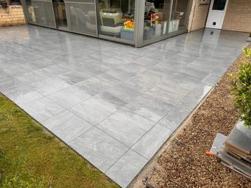 Terras en tuinaanleg zeer voordelig!!sms 487238860 beschikbaar voor biedingen