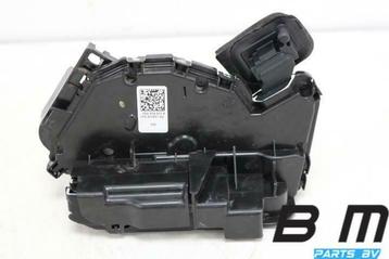 Portierslot linksachter VW Passat B8 Var. GTE 5NA837015B, Utilisé