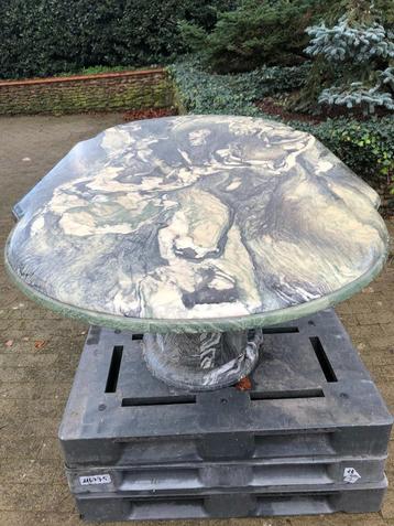 Belgisch marmeren Tafel uit erfenis beschikbaar voor biedingen