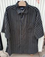 Hemd van Vunic maat XL met korte mouwen, Kleding | Heren, Overhemden, Ophalen of Verzenden, Gedragen, Vunic, Halswijdte 43/44 (XL)