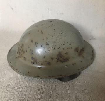 Belgische helm 1949 - naar Brits wo2 model "Brodie" beschikbaar voor biedingen