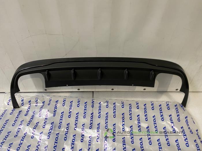Diffuser achterbumper van een Volvo V40, Auto-onderdelen, Carrosserie, Volvo, Gebruikt, 3 maanden garantie, Ophalen of Verzenden