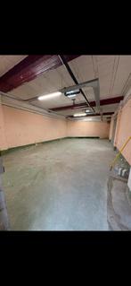 Depot 80 m2 molenbeek, Zakelijke goederen, Bedrijfs Onroerend goed