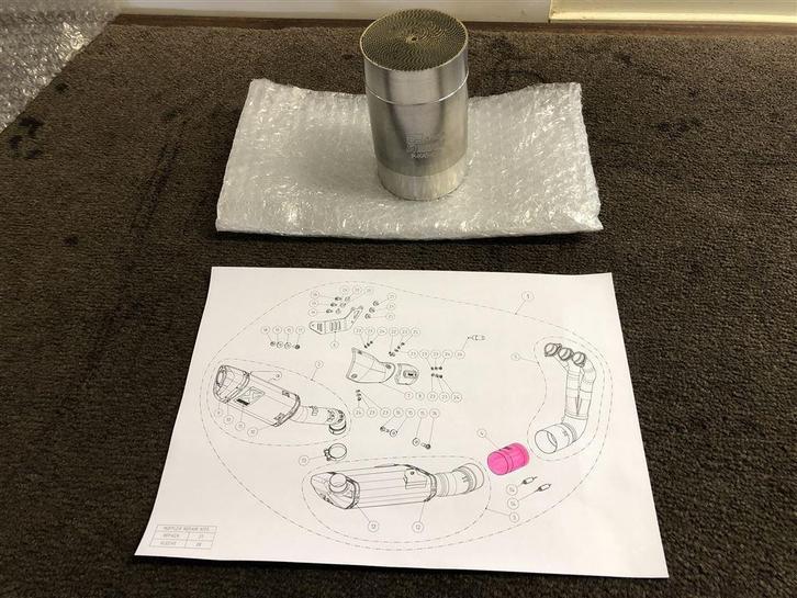 Akrapovic Katalysator P-KAT-079 Yamaha Tracer 9 GT 2021-2023, Motoren, Onderdelen | Yamaha, Nieuw, Ophalen of Verzenden