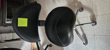 Chaise ergonomique beschikbaar voor biedingen