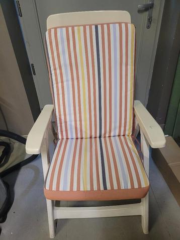 Tuinstoelen beschikbaar voor biedingen
