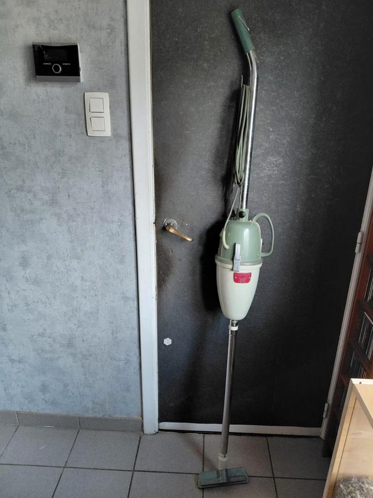 Vintage stofzuige SNIFFY, Elektronische apparatuur, Stofzuigers, Zo goed als nieuw, Stofzuiger, Ophalen