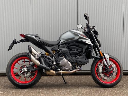 Ducati Monster 937+ / Quickshifter / LED / 2022 - 2700 km, Motoren, Motoren | Ducati, Bedrijf, Naked bike, meer dan 35 kW, 2 cilinders