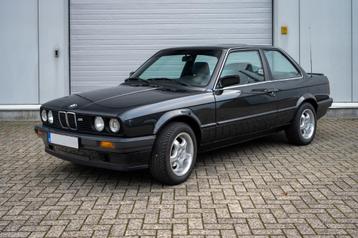BMW 320i*1988*158292 km*6-cilinder*Supermooie staat* beschikbaar voor biedingen
