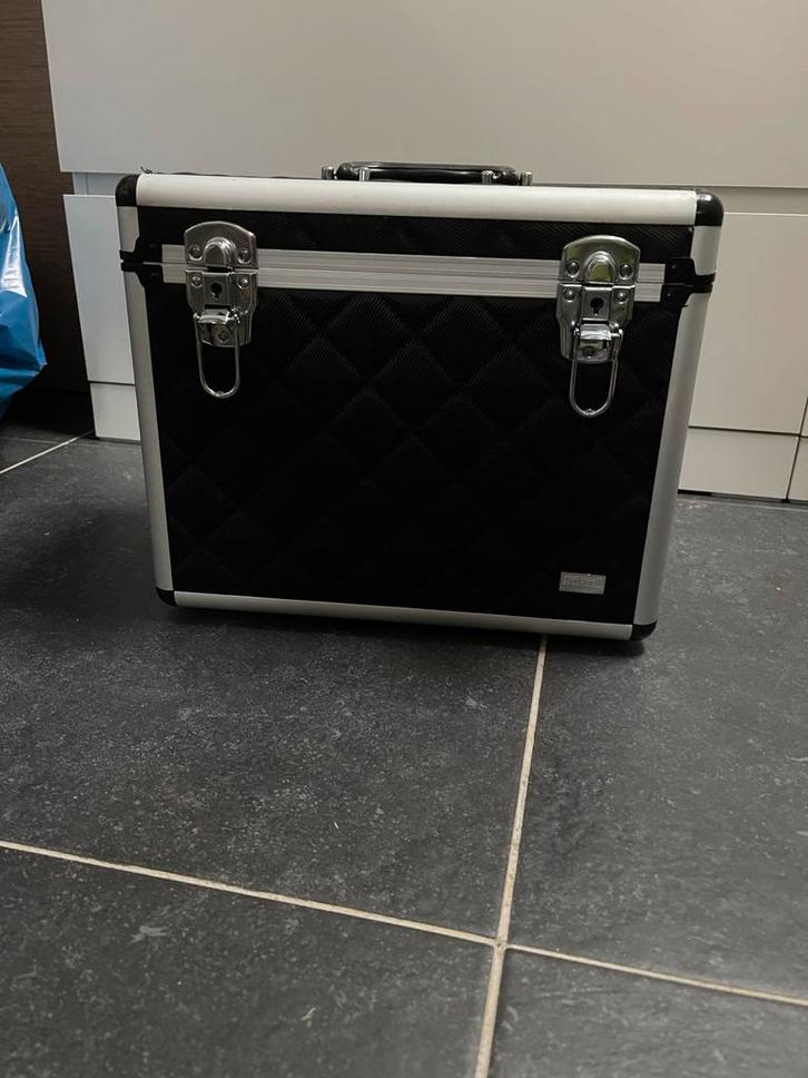 Kapperskoffer ongebruikt, Handtassen en Accessoires, Beautycases, Zo goed als nieuw, Ophalen