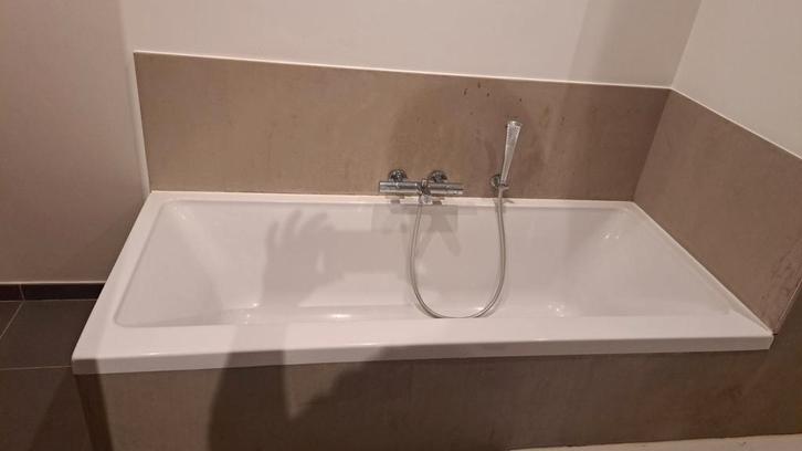 Bad en wastafel(-meubel) te koop, Huis en Inrichting, Badkamer | Badkamermeubels, Ophalen