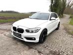 BMW 116I / NAVI / CRUISE CONTROL / TREKHAAK / GARANTIE, Wit, 5 deurs, 3 cilinders, BMW Premium Selection