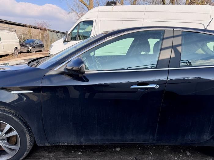 Portière 4portes avant gauche d'un Alfa Romeo Giulietta (60, Autos : Pièces & Accessoires, Carrosserie & Tôlerie, Porte, Alfa Romeo