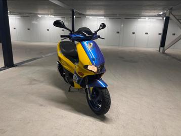 Gilera runner 50 disponible aux enchères