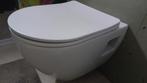 Hangtoilet met wc bril, Doe-het-zelf en Bouw, Sanitair, Ophalen, Nieuw