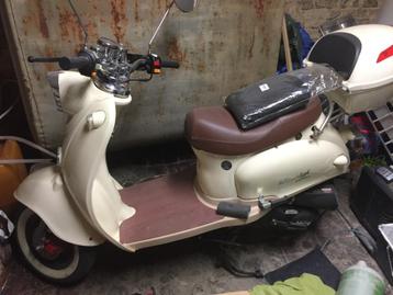 Vespa disponible aux enchères