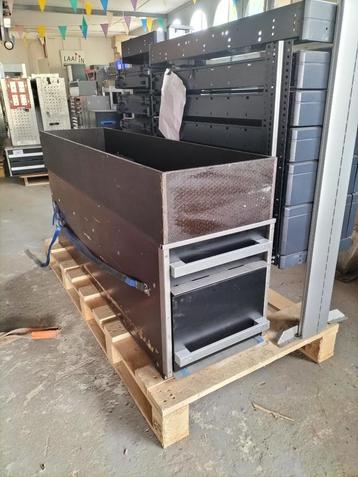 Beks vloerlades (2445) L 154 B 40 H 67 €325 beschikbaar voor biedingen