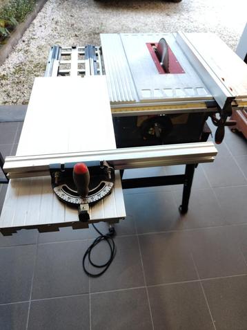 Zaagtafel met sliding Matrix beschikbaar voor biedingen