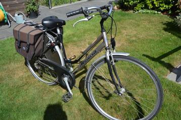 Vrouwenfiets  MINERVA Multi Cross beschikbaar voor biedingen