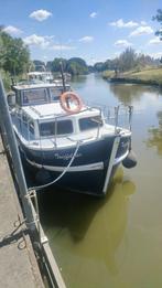 toffe motorboot van 1983 met 4 slaapplaatsen, Sports nautiques & Bateaux, Diesel, Polyester, Utilisé, Enlèvement ou Envoi