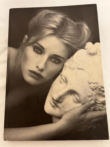 Marc Lagrange. Timeless beauty. beschikbaar voor biedingen