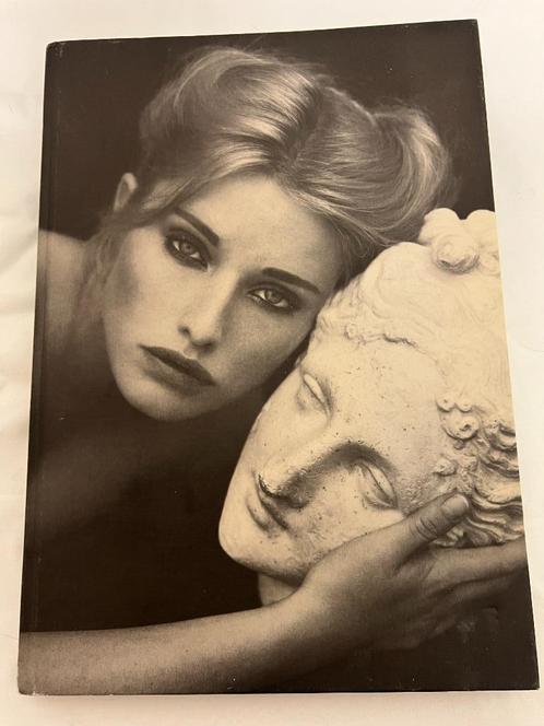 Marc Lagrange. Timeless beauty., Boeken, Kunst en Cultuur | Fotografie en Design, Gelezen, Fotografen, Ophalen of Verzenden