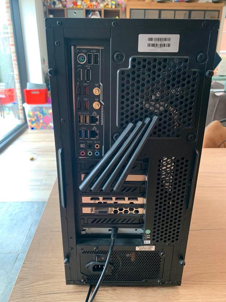 Muziek studio pc (hckntosh) te koop, Computers en Software, Desktop Pc's, Zo goed als nieuw, Ophalen of Verzenden