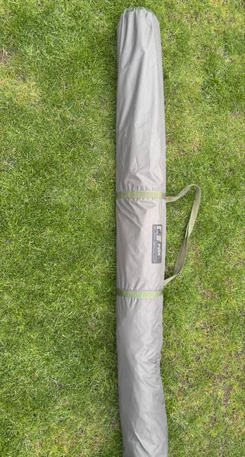 Fox supa brolly propere staat, Watersport en Boten, Hengelsport | Karpervissen, Ophalen, Zo goed als nieuw
