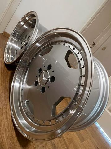 Nieuwe breedset Amg velgen beschikbaar voor biedingen