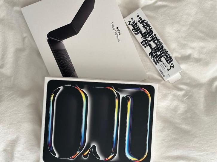 iPad Pro 13 inch 512 GB M4 - Inclusief keyboard & Pencil Pro, Computers en Software, Apple iPads, Zo goed als nieuw, Apple iPad Pro