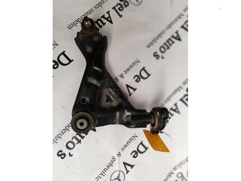 Draagarm links-voor van een Mercedes Vito, Auto-onderdelen, Ophanging en Onderstel, Mercedes-Benz, Gebruikt, 3 maanden garantie