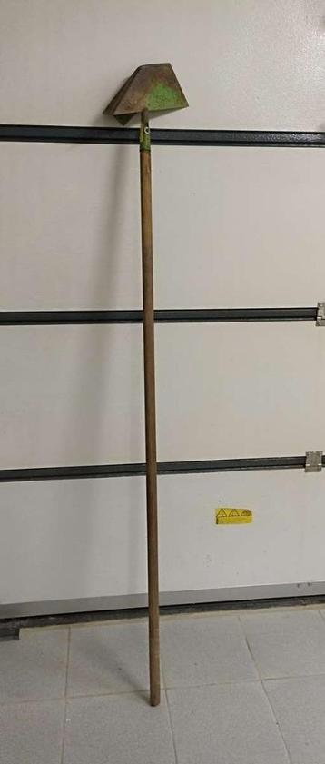 Coupe bordure manuel beschikbaar voor biedingen
