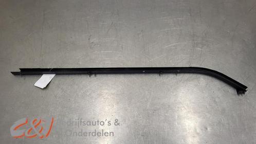 Schuifdeur Rail rechts van een Mercedes Vito, Auto-onderdelen, Carrosserie, Mercedes-Benz, Gebruikt, 3 maanden garantie, Ophalen of Verzenden