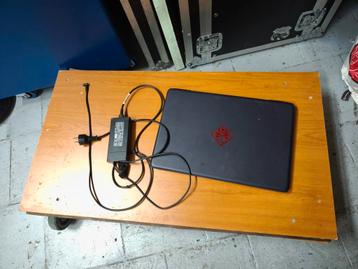 17" game laptop  gevallen werkt niet meer beschikbaar voor biedingen